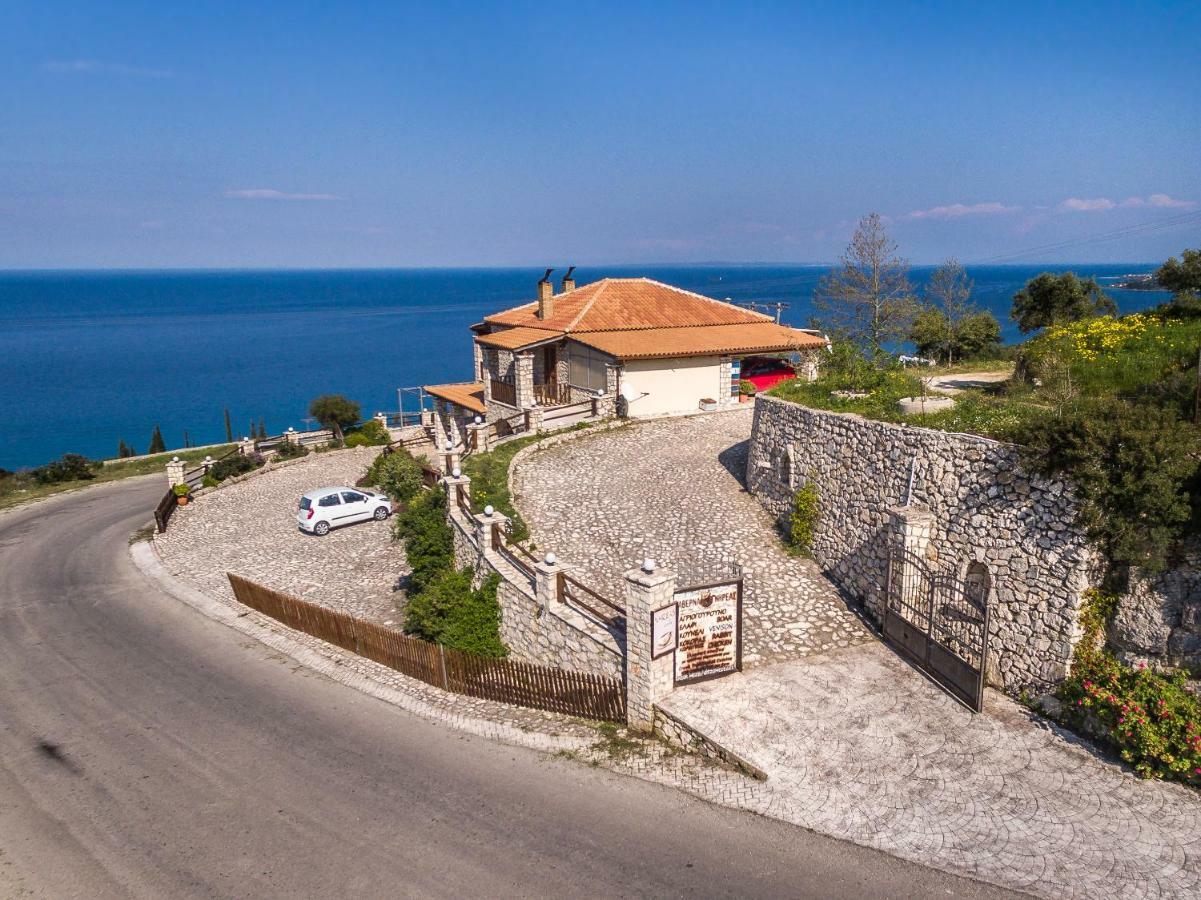 Nireas : Stone Villa Orthoniai Exterior photo